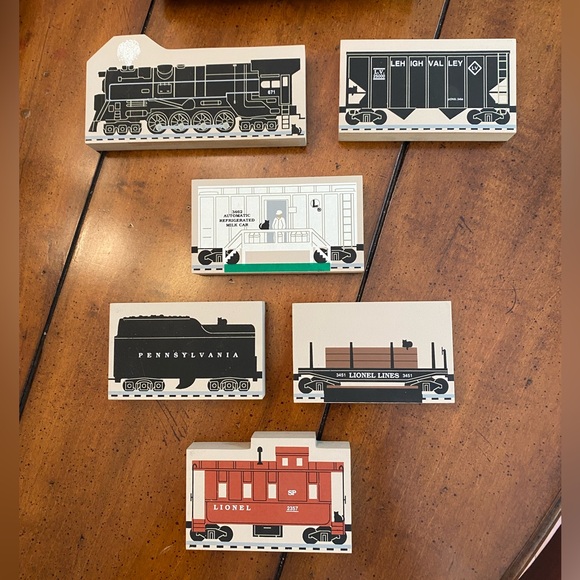 Lionel Train Cat’s Meow Village “Steam Turbine” Set - Picture 6 of 7